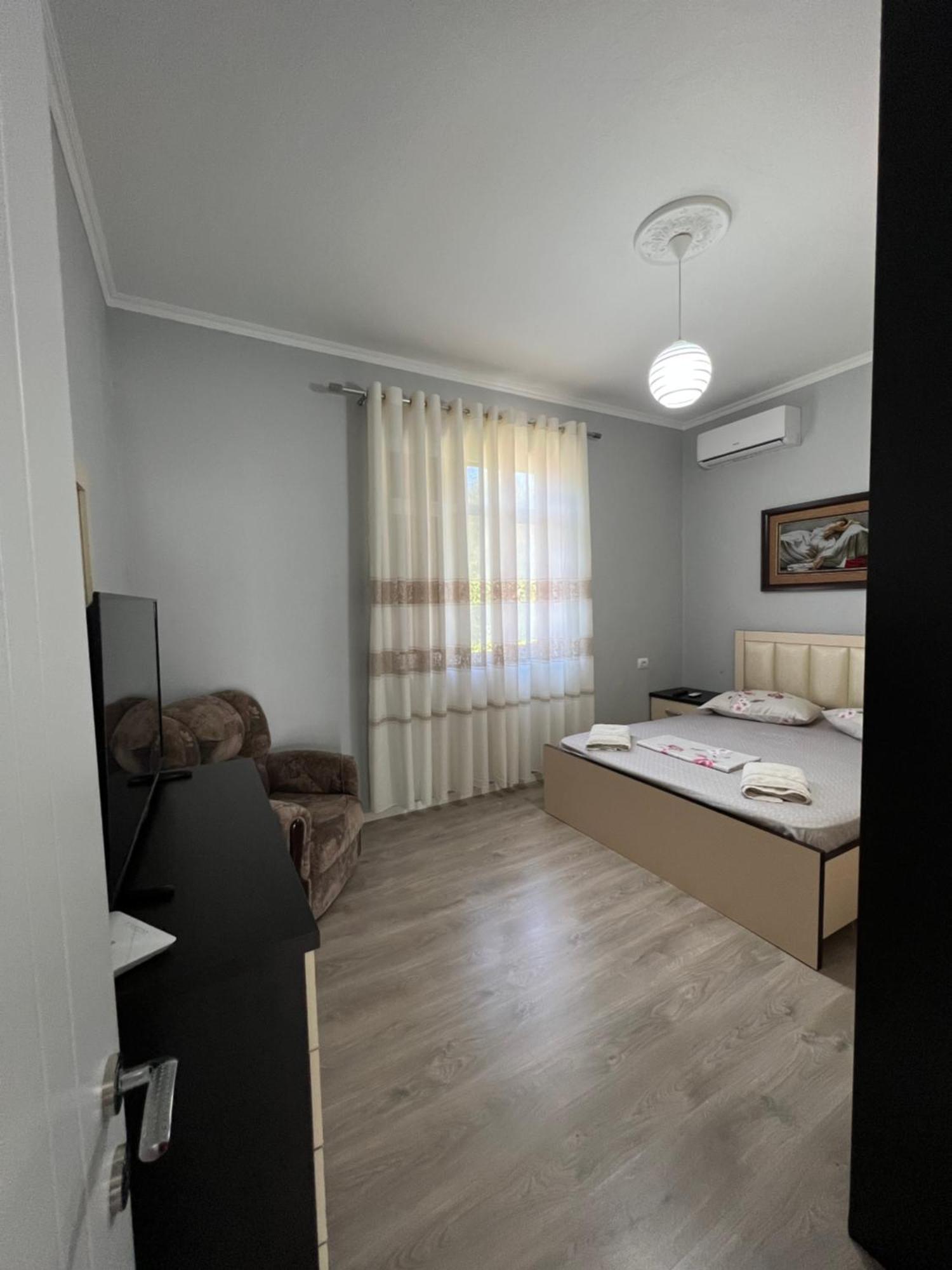 Guesthouse Bellavista Berat Exterior photo
